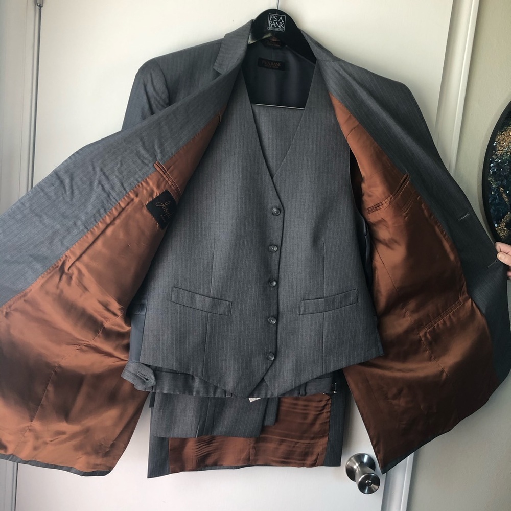 Jos. A. Bank Grey 3 Piece Suit